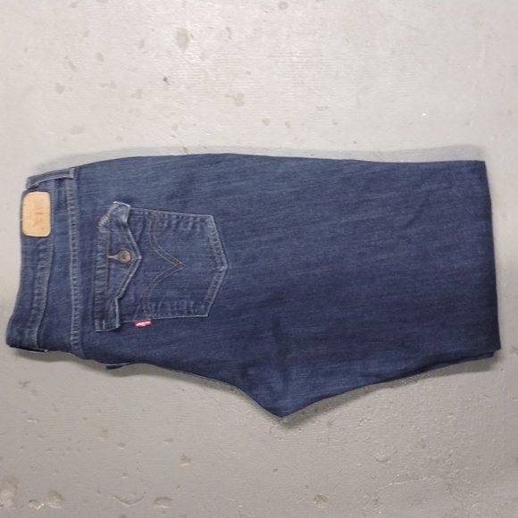 Boot cut Levi's 515. - Picture 2 of 5